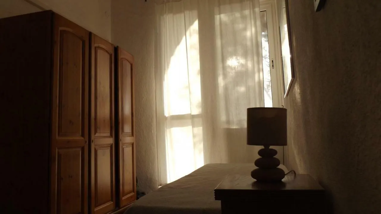 Villa Iride Trinità dʼAgultu 0*,